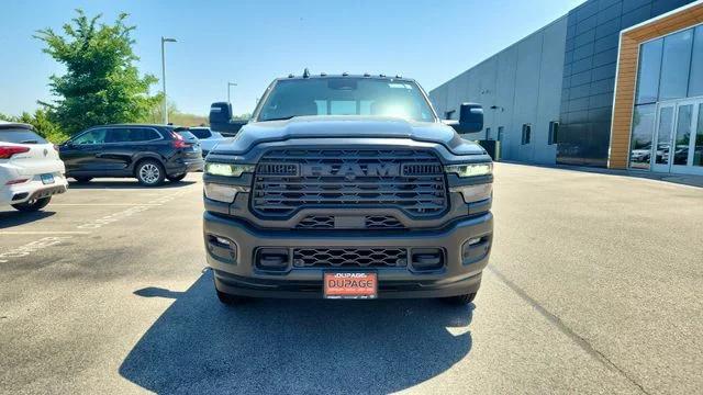 2026 RAM Ram 3500 RAM 3500 TRADESMAN CREW CAB 4X4 8 BOX