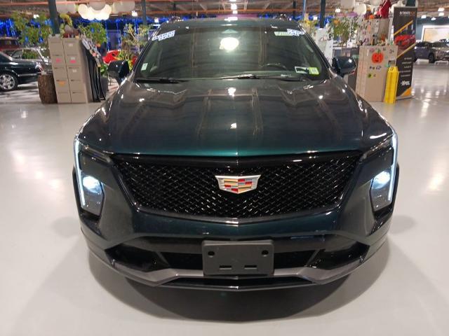2024 Cadillac XT4 AWD Sport