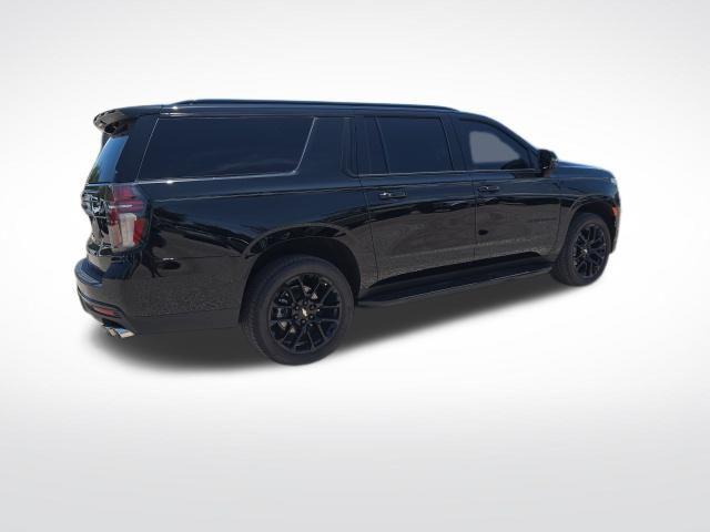 2023 Chevrolet Suburban 4WD RST