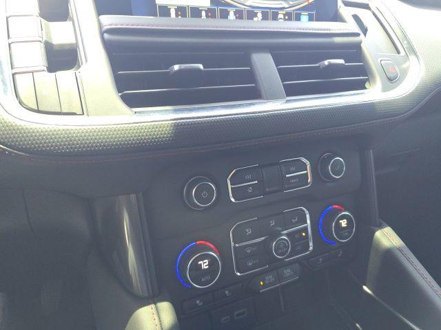 2023 Chevrolet Suburban 4WD RST