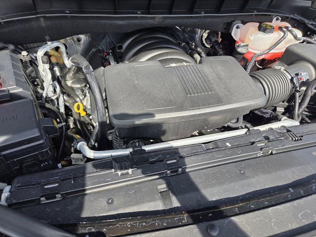 2023 Chevrolet Suburban 4WD RST