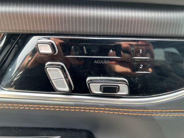 2025 Jeep Grand Wagoneer Series III Obsidian 4x4
