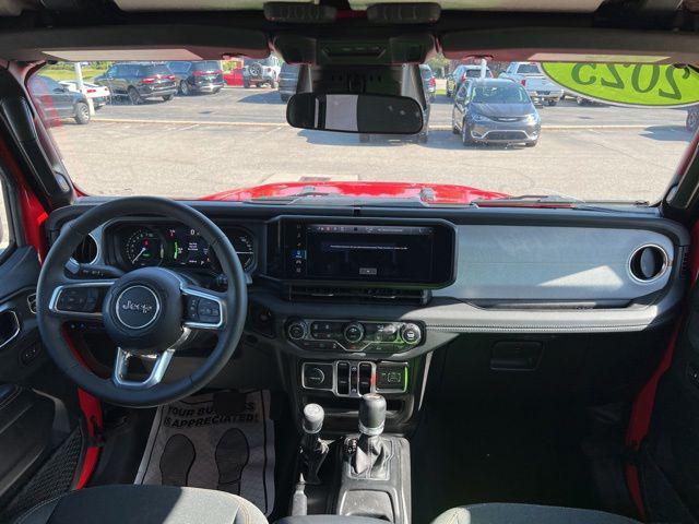 2025 Jeep Wrangler 4xe Sahara 4xe