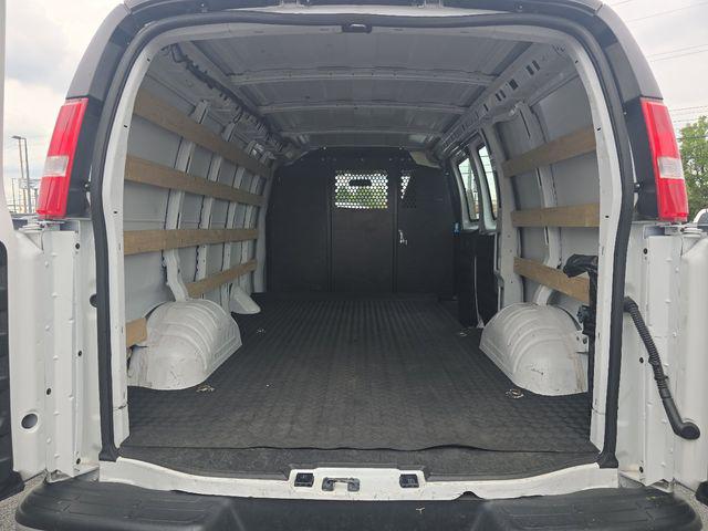 2024 Chevrolet Express Cargo Van RWD 2500 Regular Wheelbase WT