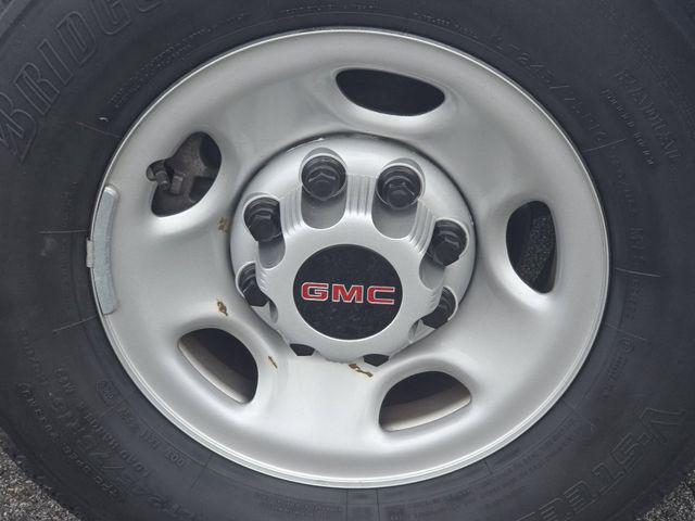 2024 GMC Savana Cargo RWD 2500 Regular Wheelbase Work Van