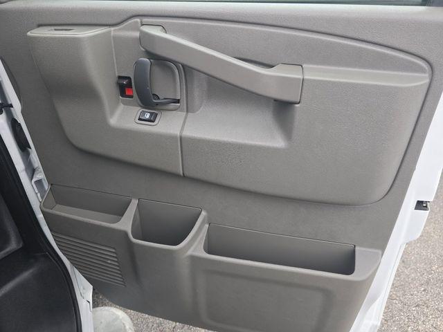 2024 GMC Savana Cargo RWD 2500 Regular Wheelbase Work Van