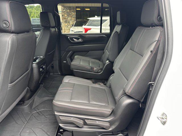 2024 Chevrolet Suburban 4WD RST