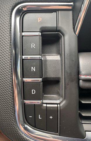 2024 Chevrolet Suburban 4WD RST