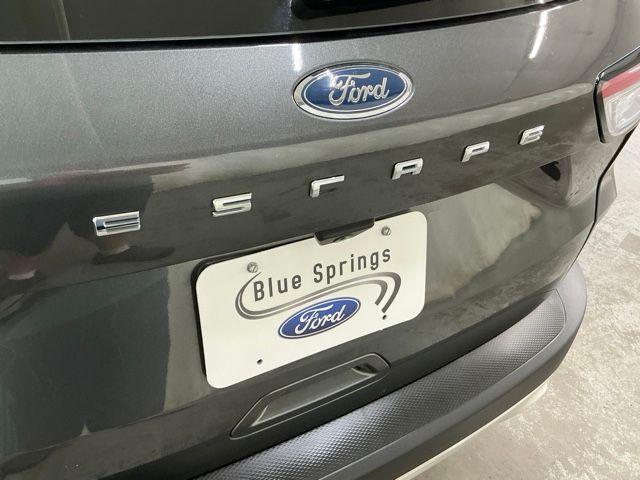 2020 Ford Escape S