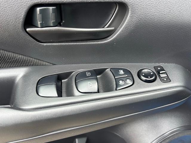 2021 Nissan Kicks S Xtronic CVT