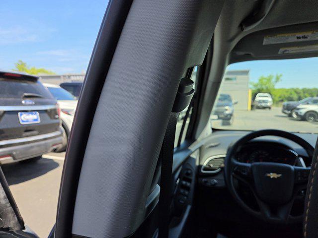 2021 Chevrolet Trax FWD LT