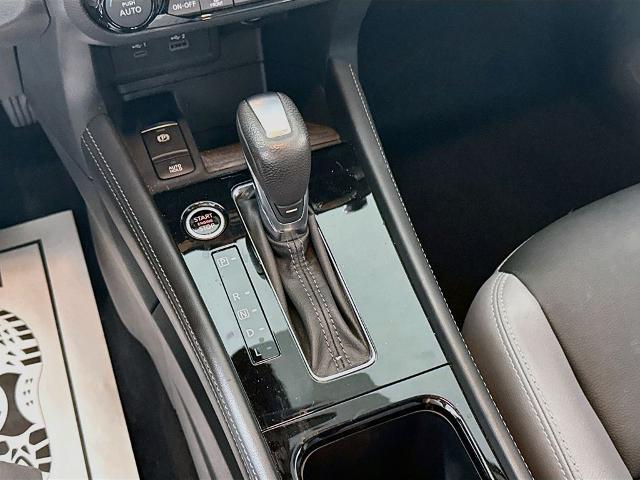 2021 Nissan Kicks SR Xtronic CVT