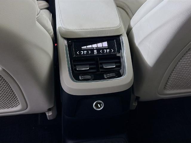 2017 Volvo XC90 Hybrid T8 Inscription