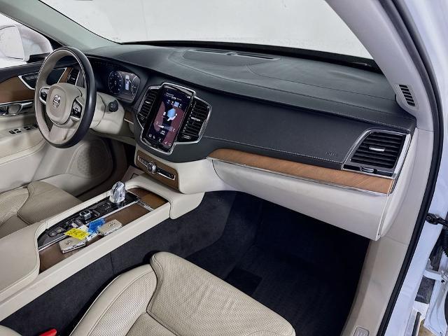 2017 Volvo XC90 Hybrid T8 Inscription