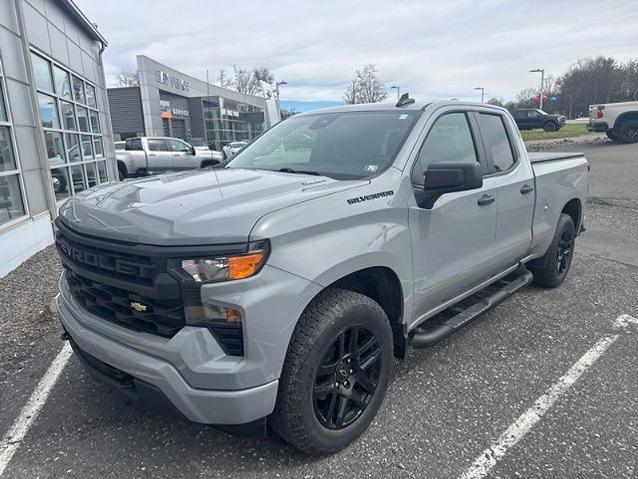 2024 Chevrolet Silverado 1500 4WD Double Cab Standard Bed Custom