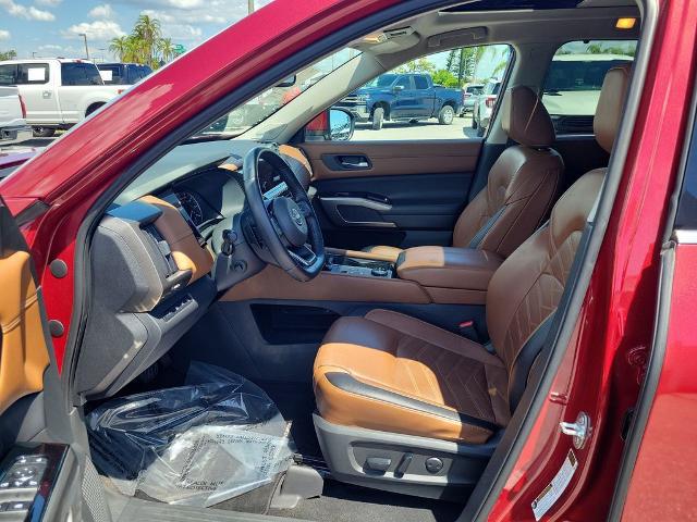 2022 Nissan Pathfinder Platinum 4WD