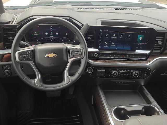 2025 Chevrolet Silverado 2500HD 4WD Crew Cab Long Bed LT