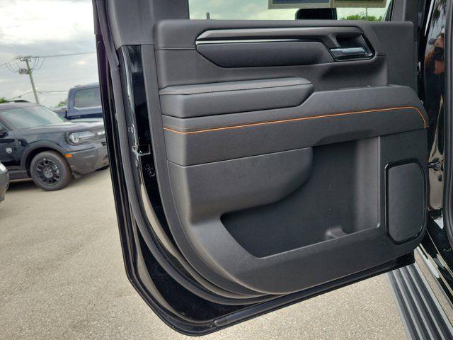 2025 GMC Sierra 2500HD 4WD Crew Cab Standard Bed AT4