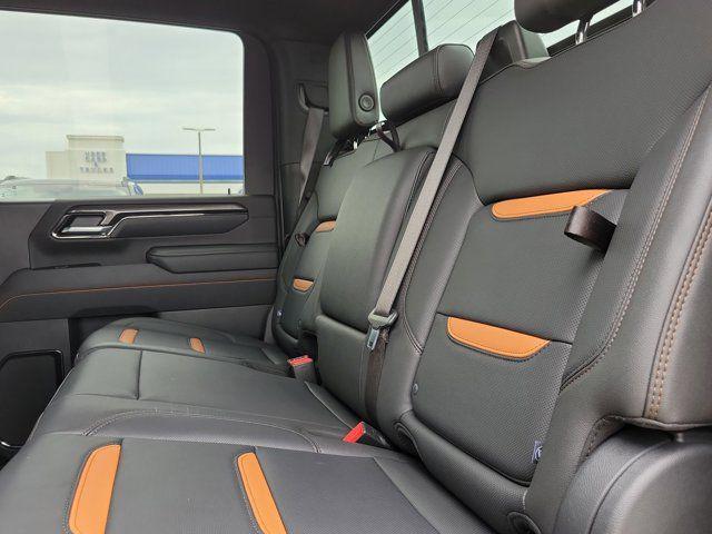 2025 GMC Sierra 2500HD 4WD Crew Cab Standard Bed AT4