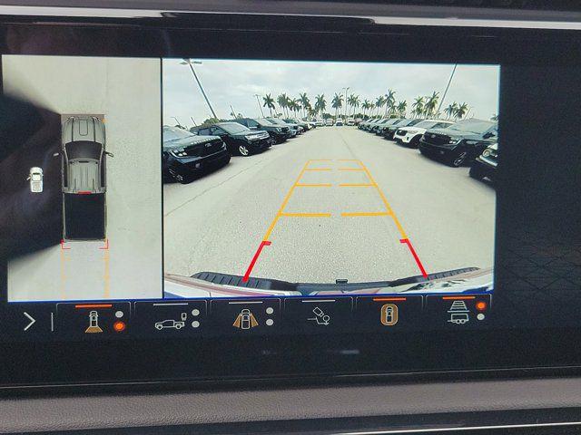 2025 GMC Sierra 2500HD 4WD Crew Cab Standard Bed AT4