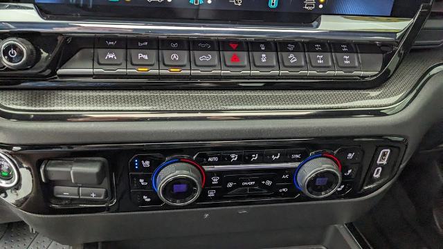 2023 Chevrolet Silverado 1500 4WD Crew Cab Short Bed ZR2