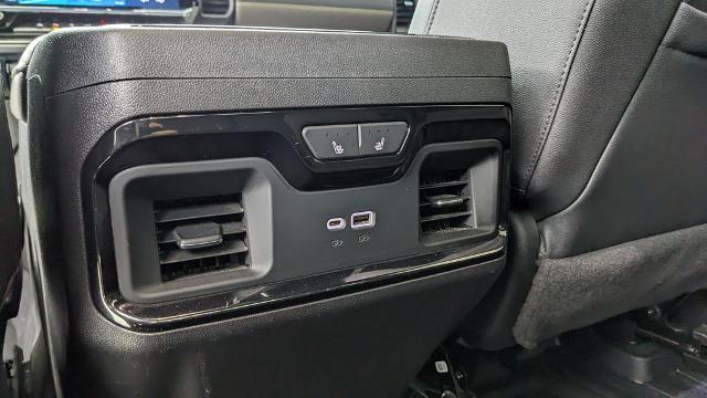 2023 Chevrolet Silverado 1500 4WD Crew Cab Short Bed ZR2