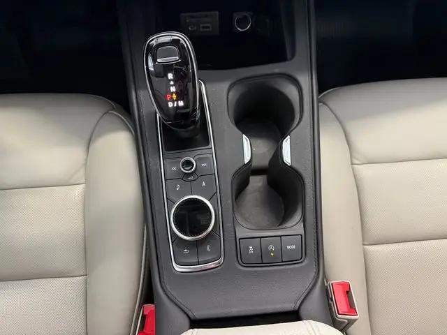 2022 Cadillac XT4 FWD Premium Luxury