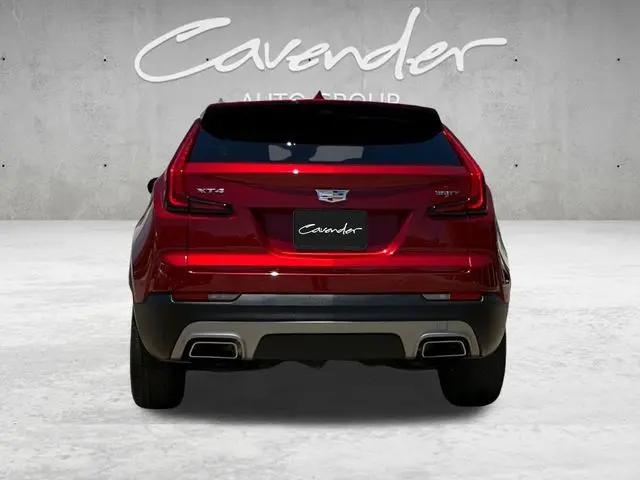2022 Cadillac XT4 FWD Premium Luxury