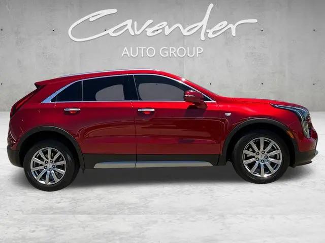 2022 Cadillac XT4 FWD Premium Luxury