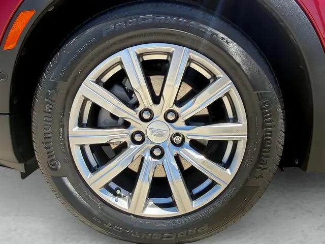 2022 Cadillac XT4 FWD Premium Luxury