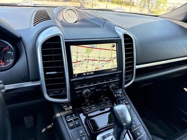 2016 Porsche Cayenne Base