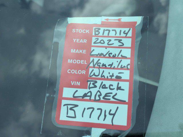 2023 Lincoln Nautilus Black Label
