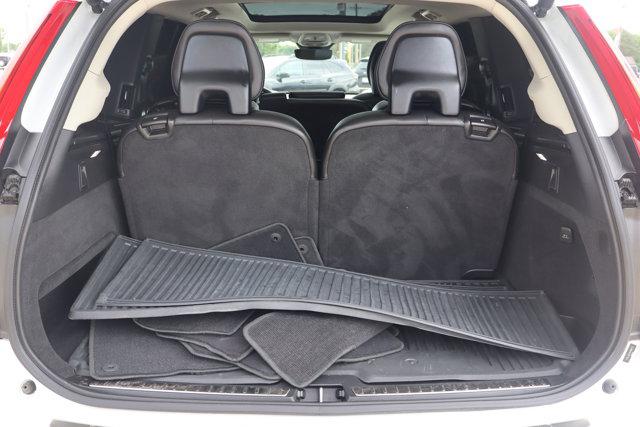 2024 Volvo XC90 B5 Core Bright Theme