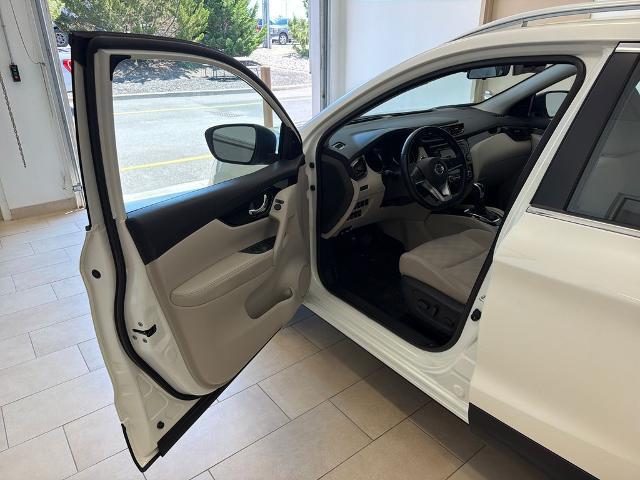 2022 Nissan Rogue Sport SV AWD Xtronic CVT