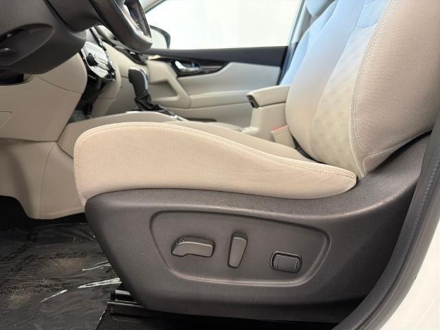 2022 Nissan Rogue Sport SV AWD Xtronic CVT