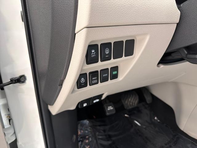 2022 Nissan Rogue Sport SV AWD Xtronic CVT