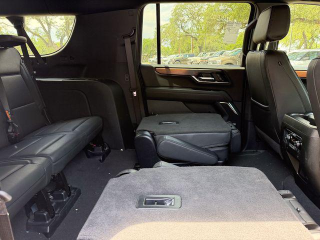 2025 GMC Yukon XL 4WD Denali