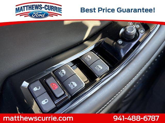 2023 Jeep Grand Cherokee L Overland 4x4