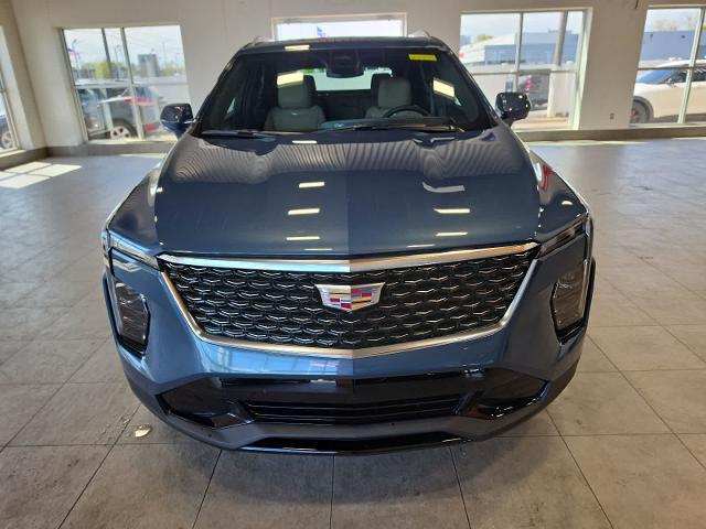 2025 Cadillac XT4 AWD Premium Luxury