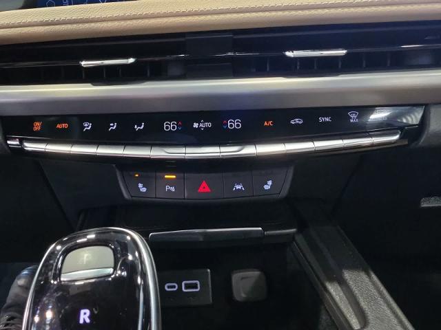 2025 Cadillac XT4 AWD Premium Luxury