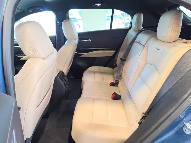 2025 Cadillac XT4 AWD Premium Luxury