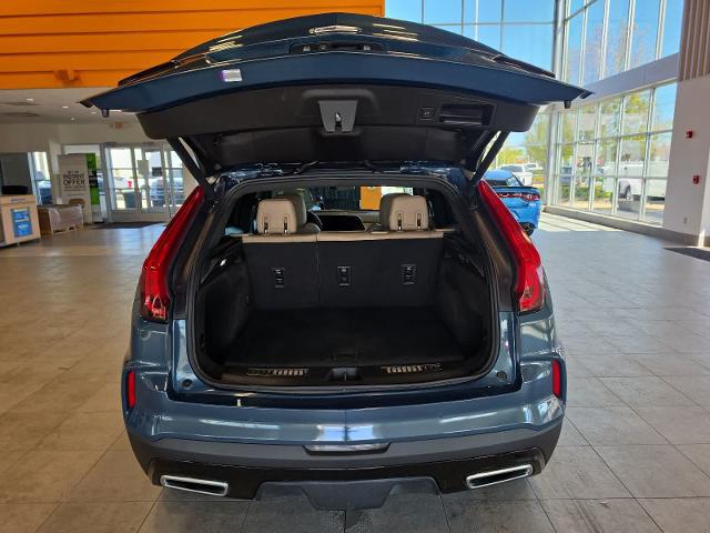 2025 Cadillac XT4 AWD Premium Luxury