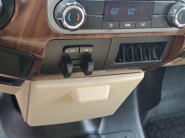 2011 Ford F-350 Lariat Super Duty