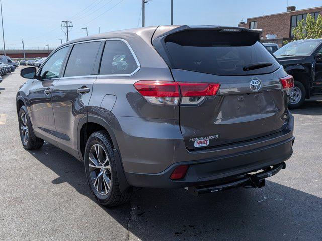 2019 Toyota Highlander LE