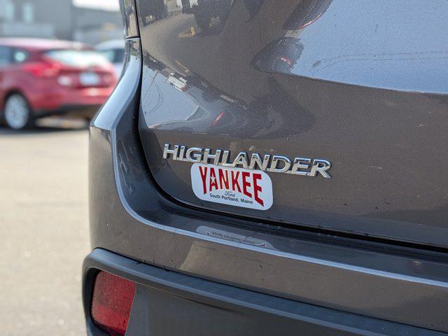 2019 Toyota Highlander LE
