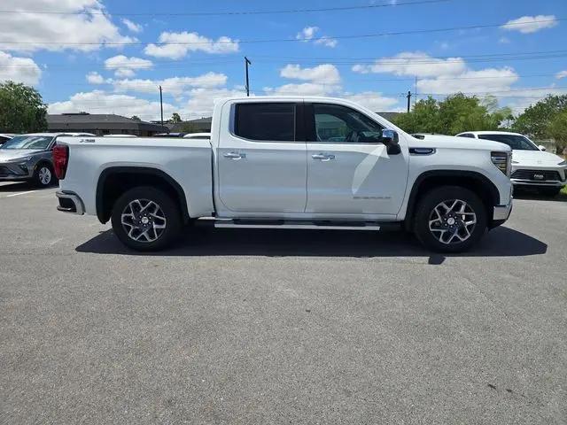 2026 GMC Sierra 1500 Crew Cab, Short Bed, SLT, 4WD