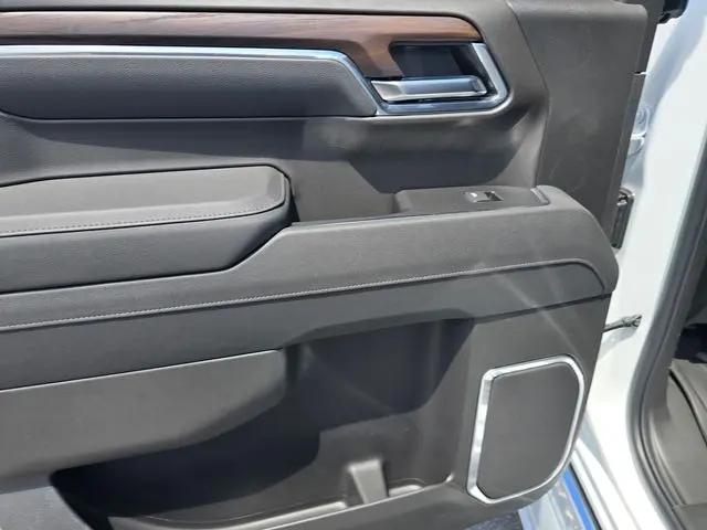 2026 GMC Sierra 1500 Crew Cab, Short Bed, SLT, 4WD