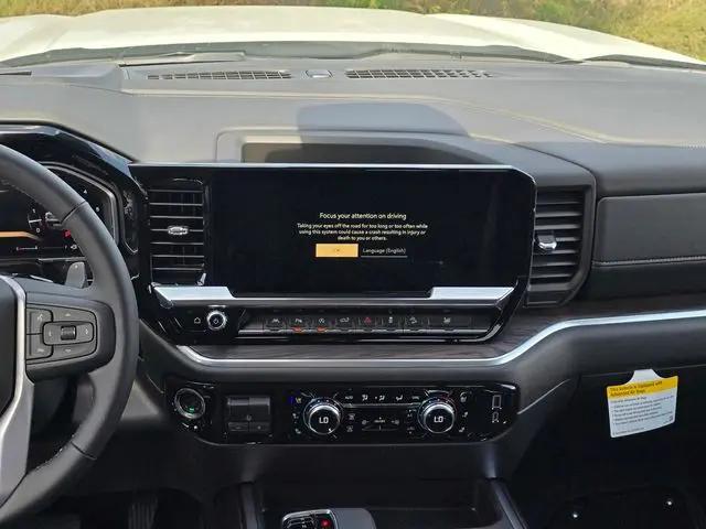 2026 GMC Sierra 1500 Crew Cab, Short Bed, SLT, 4WD