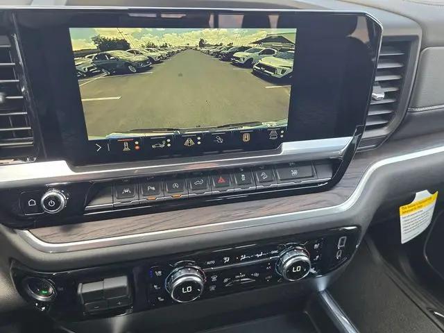 2026 GMC Sierra 1500 Crew Cab, Short Bed, SLT, 4WD