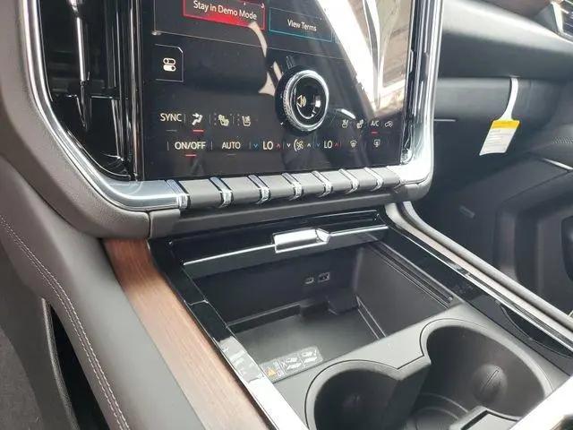 2026 GMC Yukon XL 4WD Denali